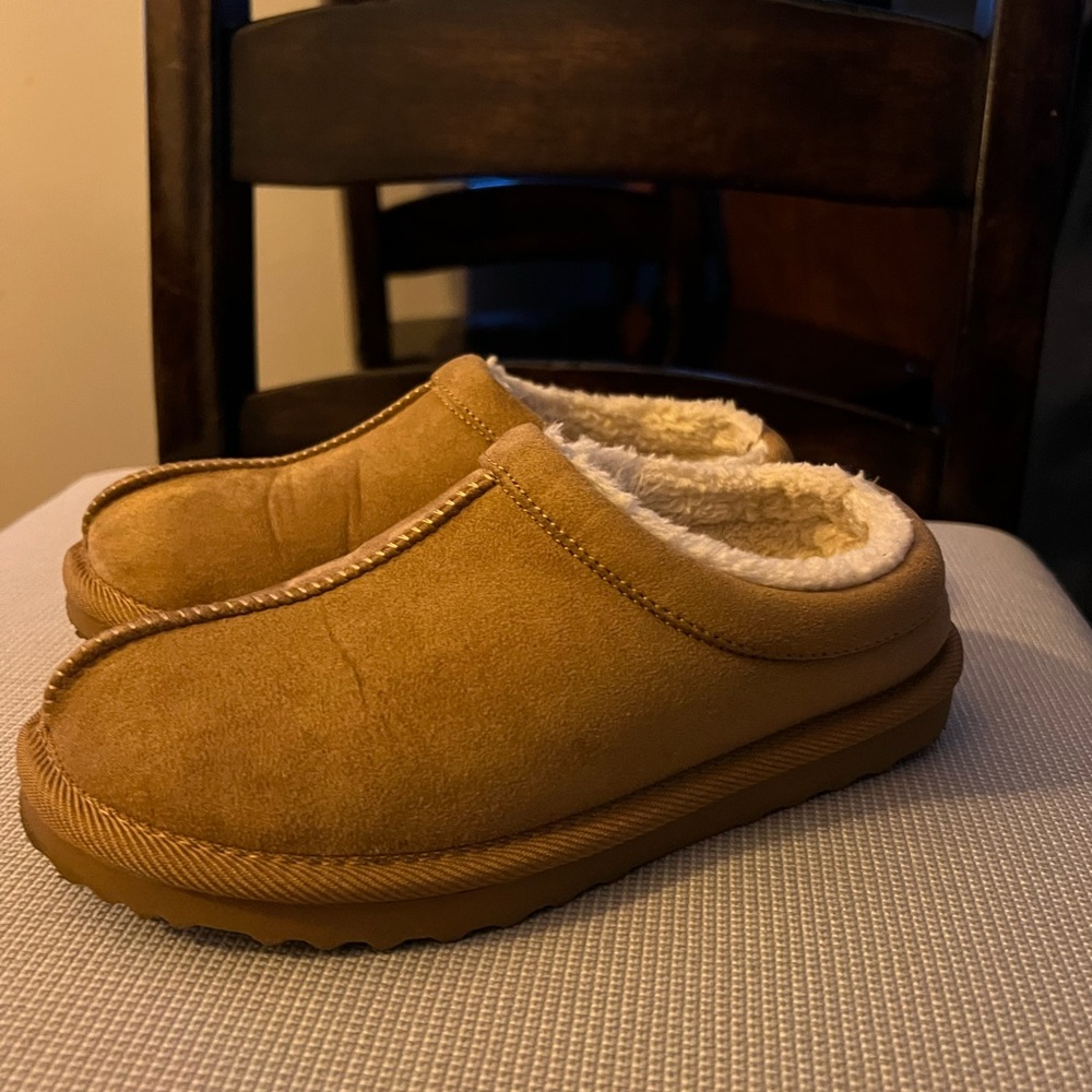 Cozy Tan Suede Slippers